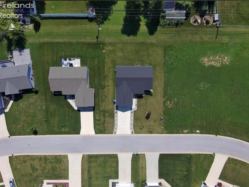 247 Caleb Drive, Fremont, OH 43420 Photo 36