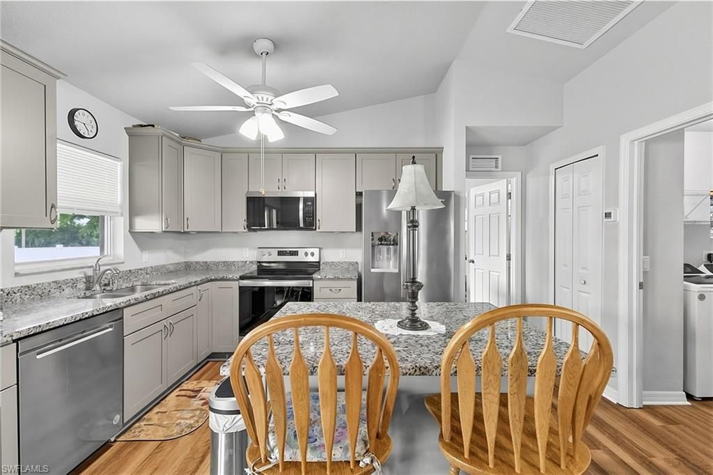 1904 NW Embers Ter, Cape Coral, FL 33993 Photo