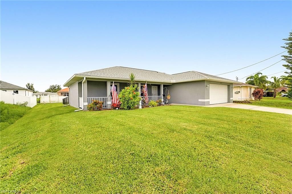 1904 NW Embers Ter, Cape Coral, FL 33993 Photo