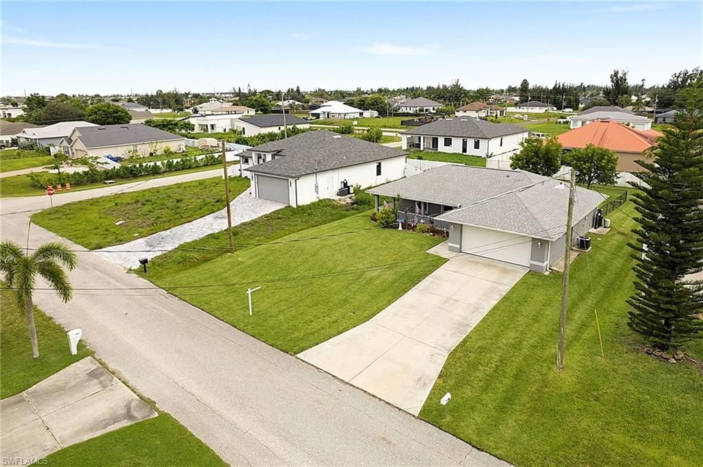 1904 NW Embers Ter, Cape Coral, FL 33993 Photo