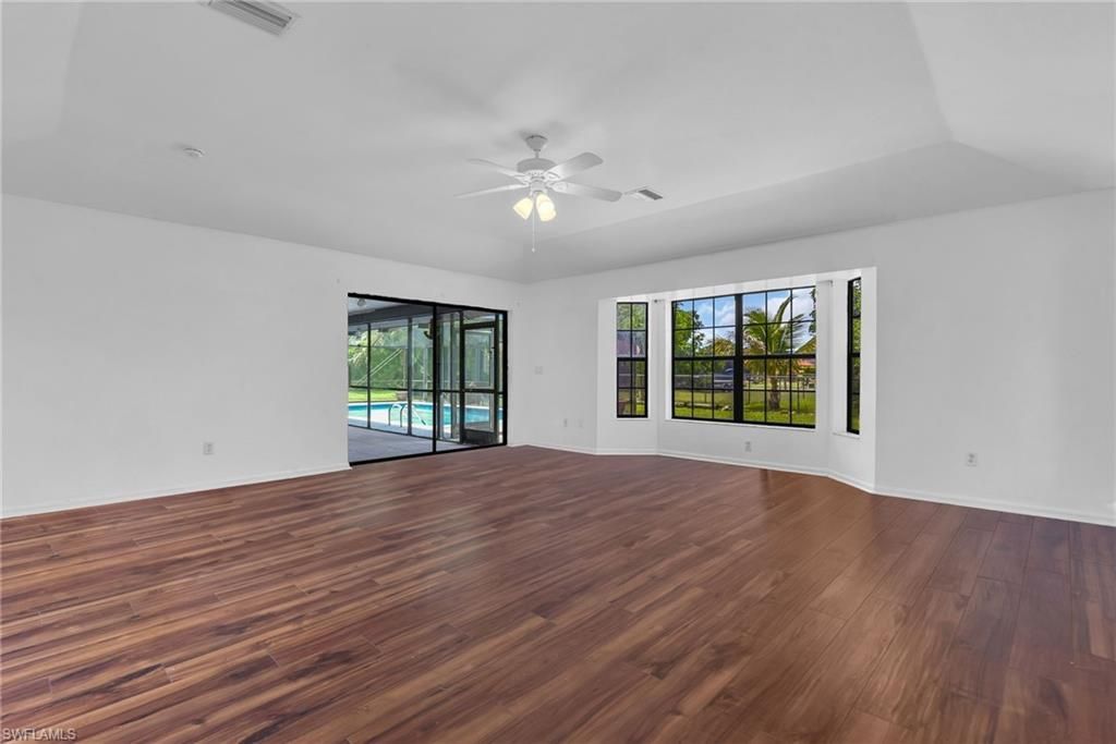 534 SE 32nd Ter, Cape Coral, FL 33904 Photo