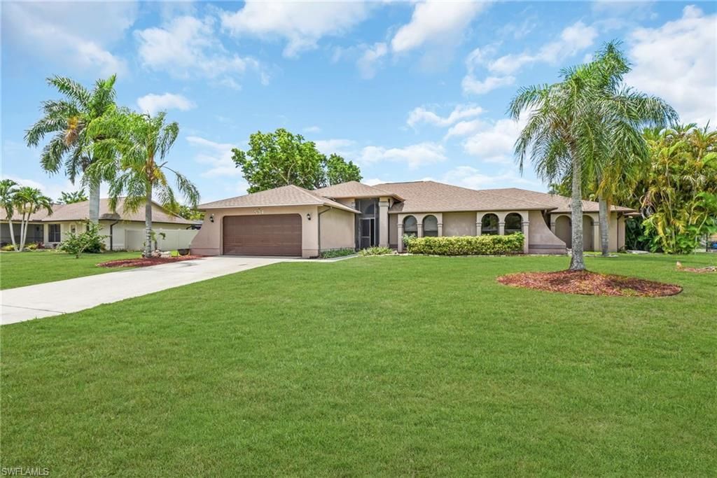 534 SE 32nd Ter, Cape Coral, FL 33904 Photo