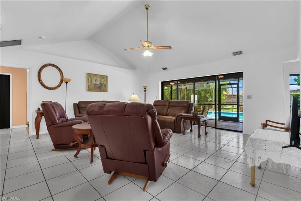 534 SE 32nd Ter, Cape Coral, FL 33904 Photo