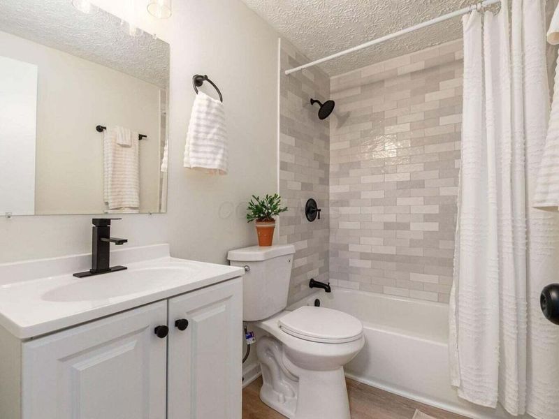 7406 Cimmaron Station Road , Columbus, OH 43235 Photo 18