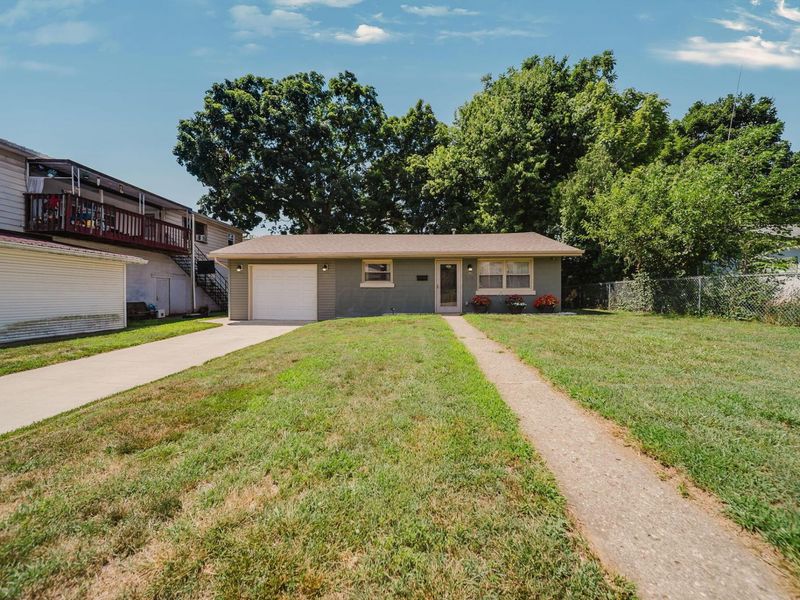 1031 S Washington Street, Circleville, OH 43113 Photo 2