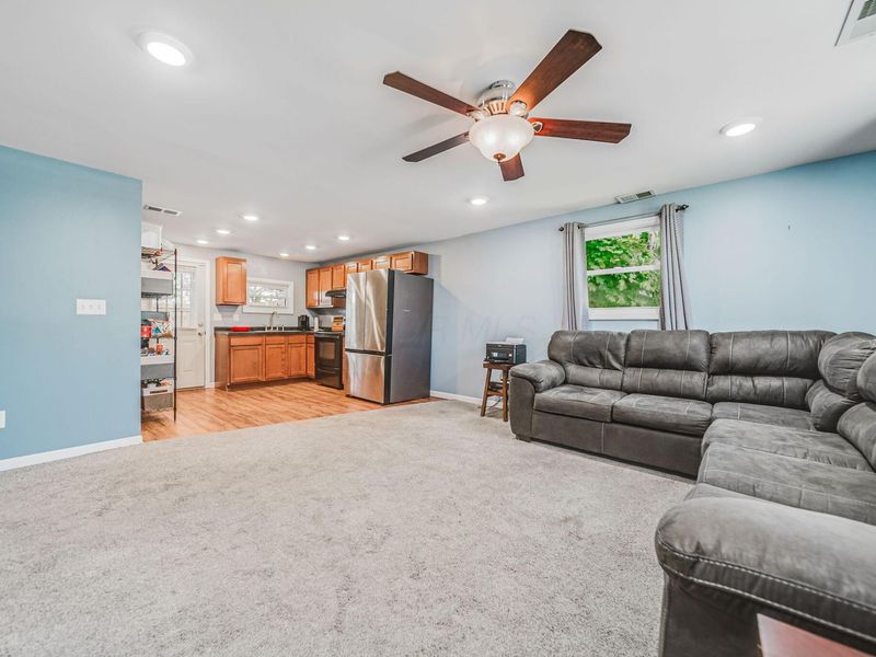 1031 S Washington Street, Circleville, OH 43113 Photo 7