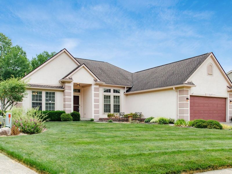 1982 Destin Place N, Reynoldsburg, OH 43068 Photo 1