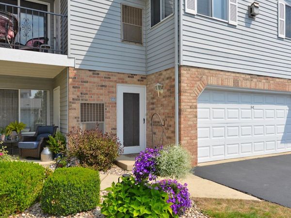 1117 N Sunnyslope DRIVE, Unit 202, Mount Pleasant, WI 53406