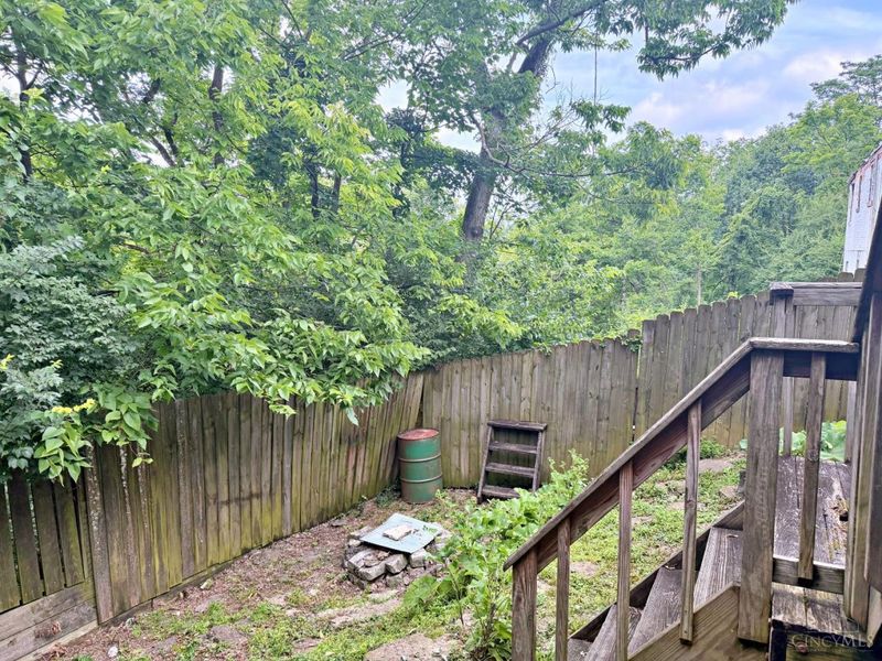 3673 Fyffe Avenue, Cincinnati, OH 45211 Photo 24