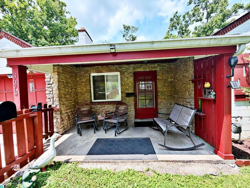 3673 Fyffe Avenue, Cincinnati, OH 45211 Photo 8