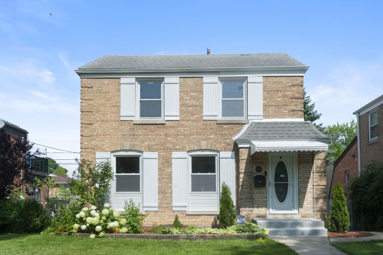 6711 N Monticello Avenue , Lincolnwood, IL 60712