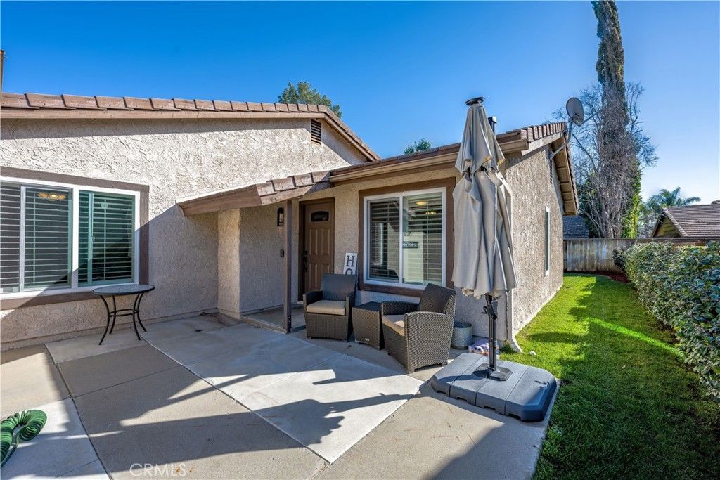 25688 Neblina Court, Valencia, CA 91355 Main Photo
