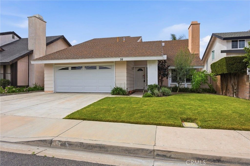 35 Lindberg , Irvine, CA 92620 Main Photo