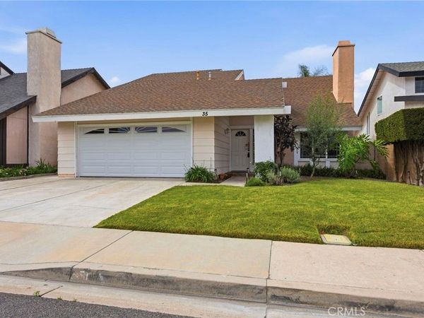 35 Lindberg , Irvine, CA 92620