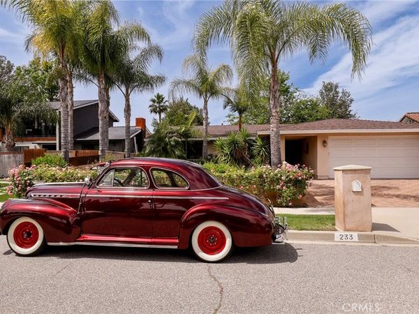 233 Kanan , Oak Park, CA 91377