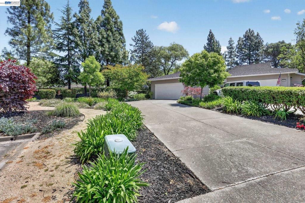 2266 Shoshone Cir, Danville, CA 94526 Main Photo