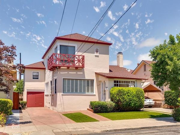 1017 Pearl St, Alameda, CA 94501