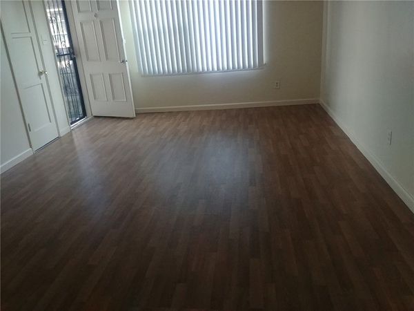 7011 Mountain View , Huntington Park, CA 90255