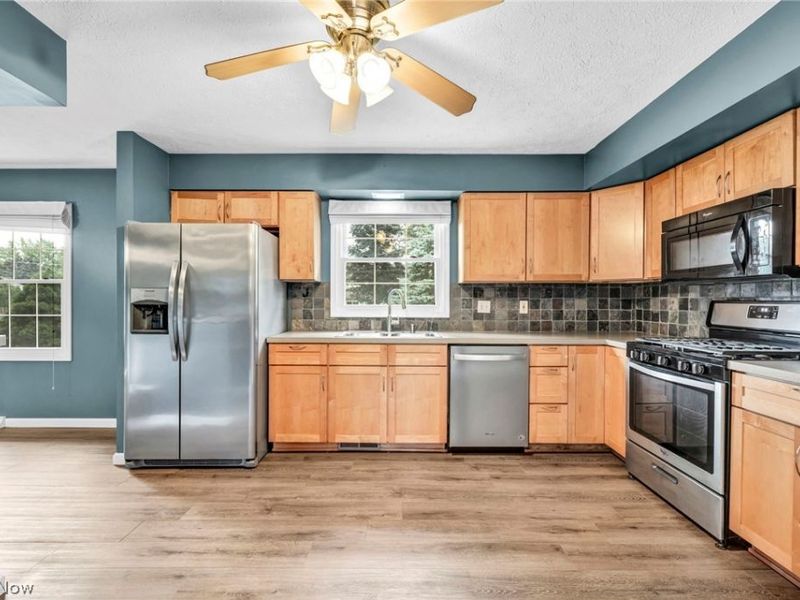 3659 Mercury Drive, North Royalton, OH 44133 Photo 19