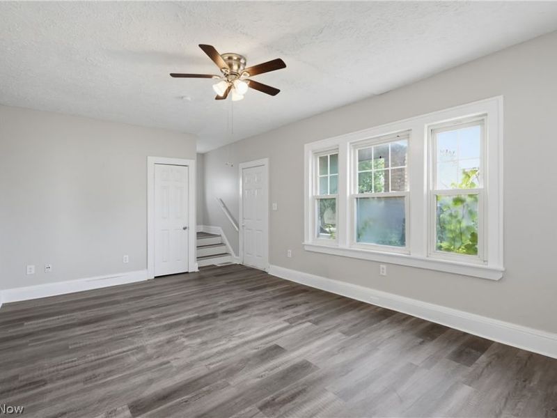 9507 Plymouth Avenue, Garfield Heights, OH 44125 Photo 11