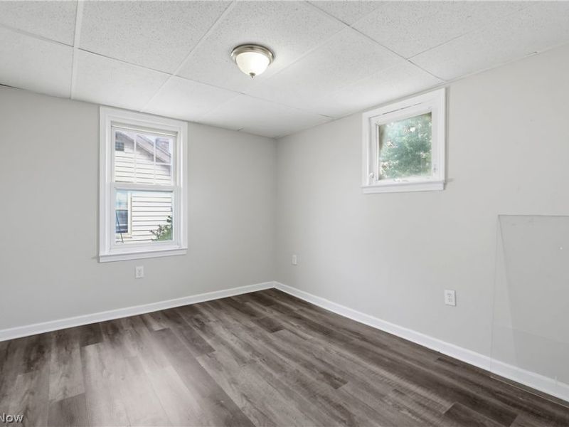 9507 Plymouth Avenue, Garfield Heights, OH 44125 Photo 23