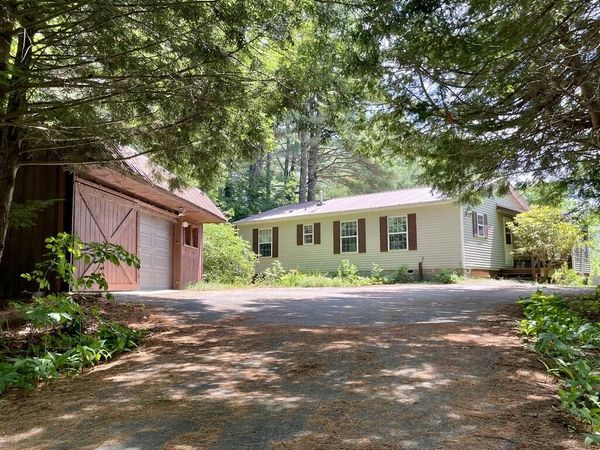 27 Meadow Lark Lane , Lincolnville, ME 04849