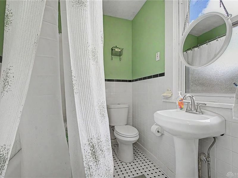 401 N 4th Street, Miami Township, OH 45342 Photo 32