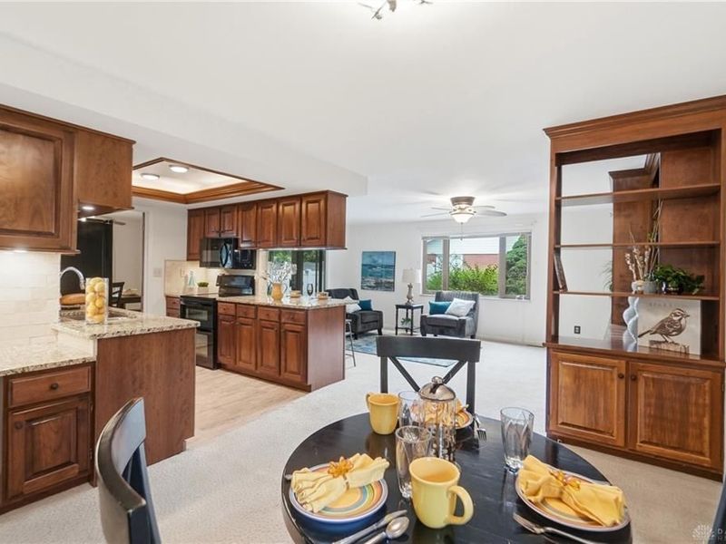 2325 E Rahn Road, Kettering, OH 45440 Photo 23