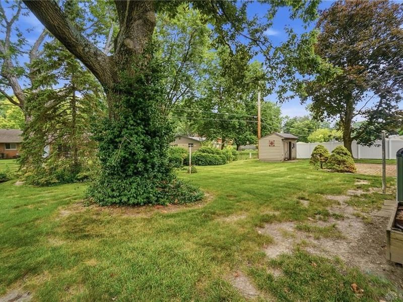 2325 E Rahn Road, Kettering, OH 45440 Photo 54