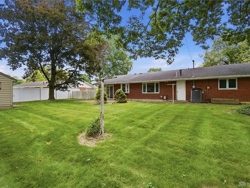 2325 E Rahn Road, Kettering, OH 45440 Photo 56