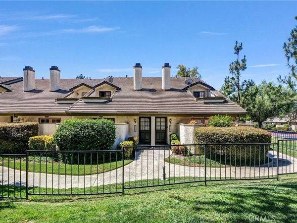 960 W Arrow, Unit E, Upland, CA 91786