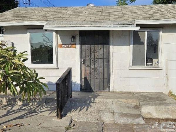 2716 COLUMBINE ST., San Diego, CA 92105