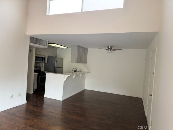 8601 International, Unit 265, Canoga Park, CA 91304