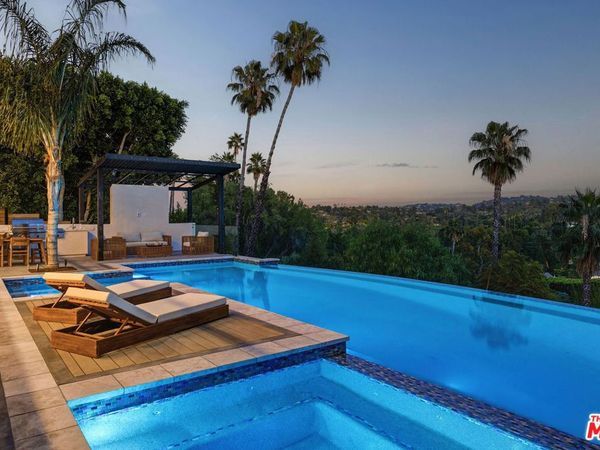 16838 Oak View Drive, Encino, CA 91436