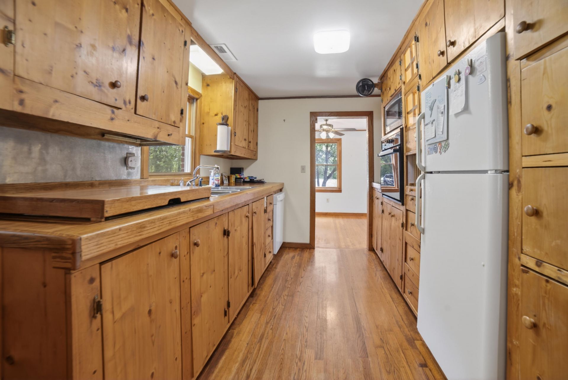 9322 Old State Road Photo 8