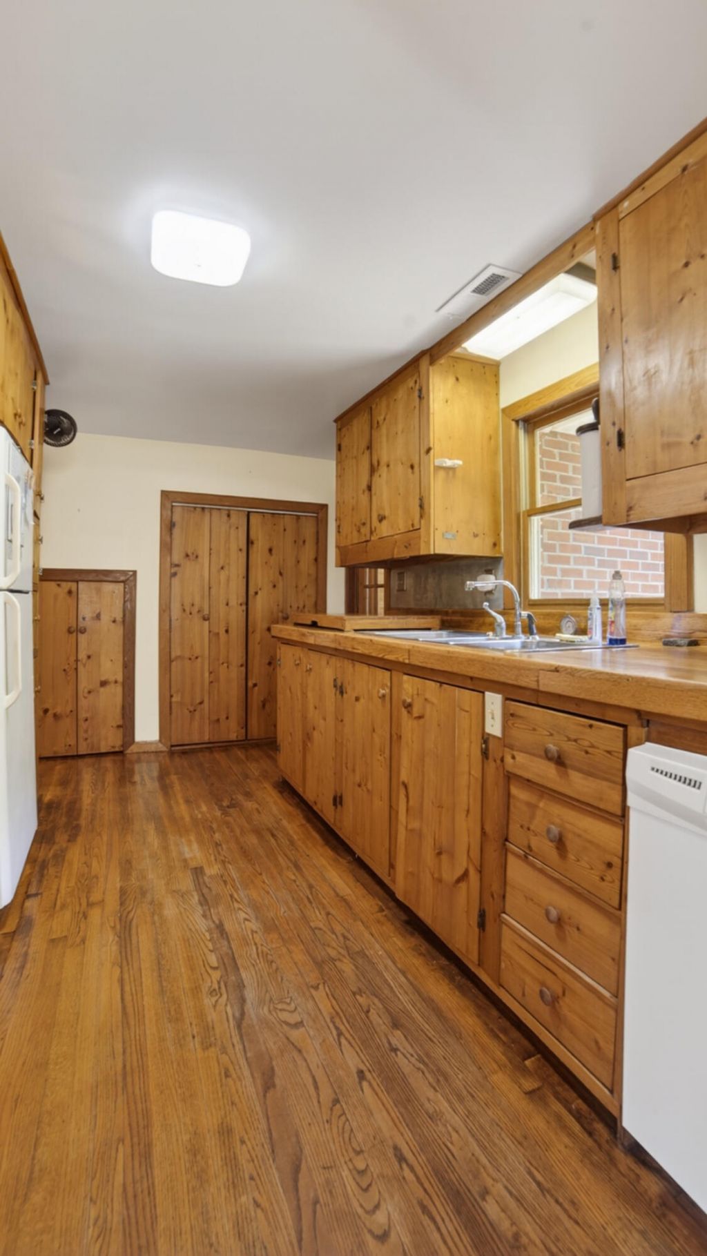 9322 Old State Road Photo 9