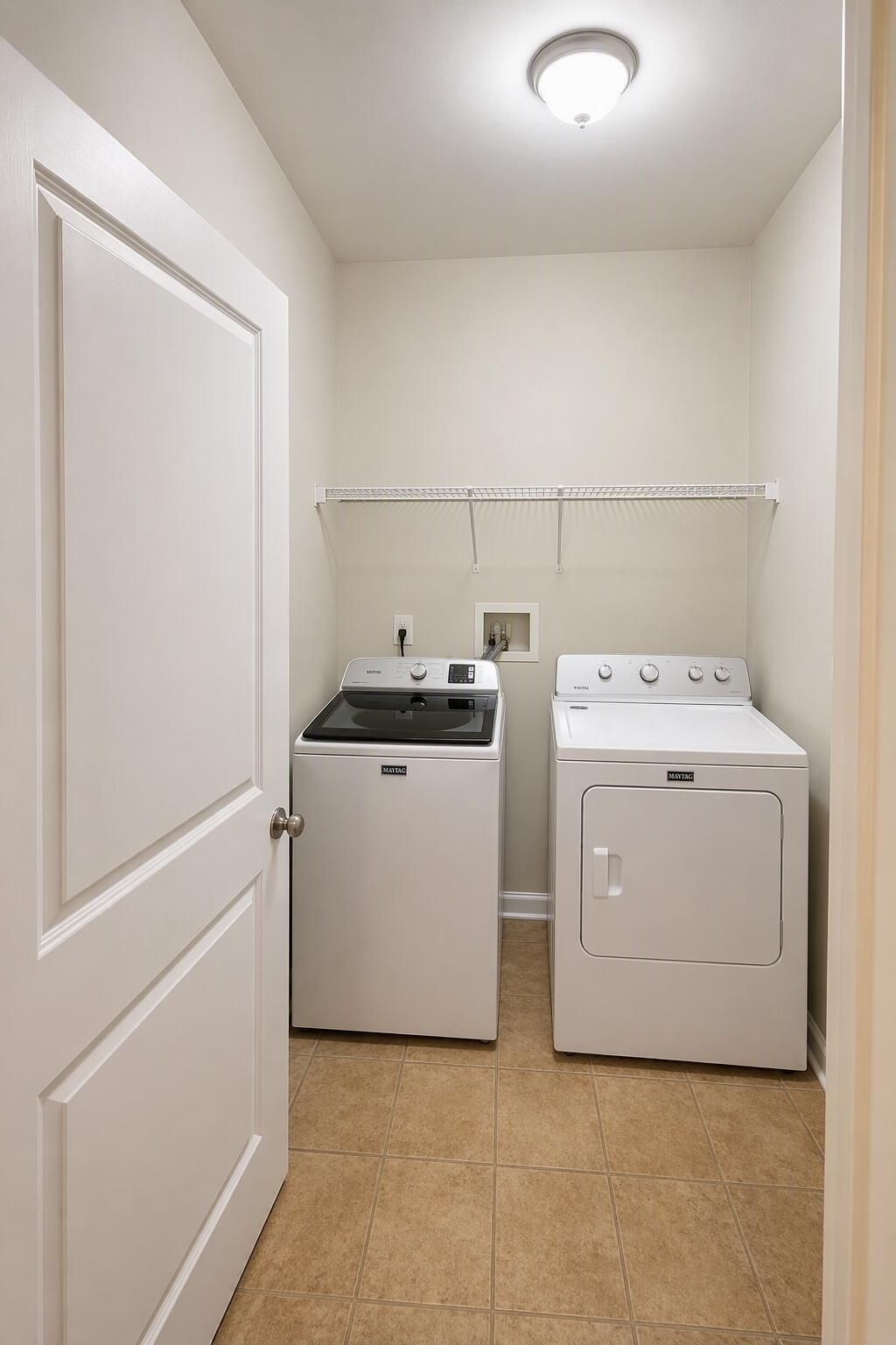 1238 Cosmos Road Photo 18