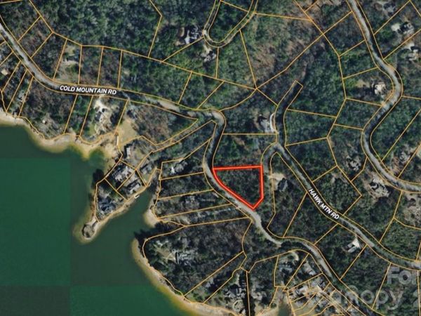 000 Hawk Mountain Road , Lake Toxaway, NC 28747