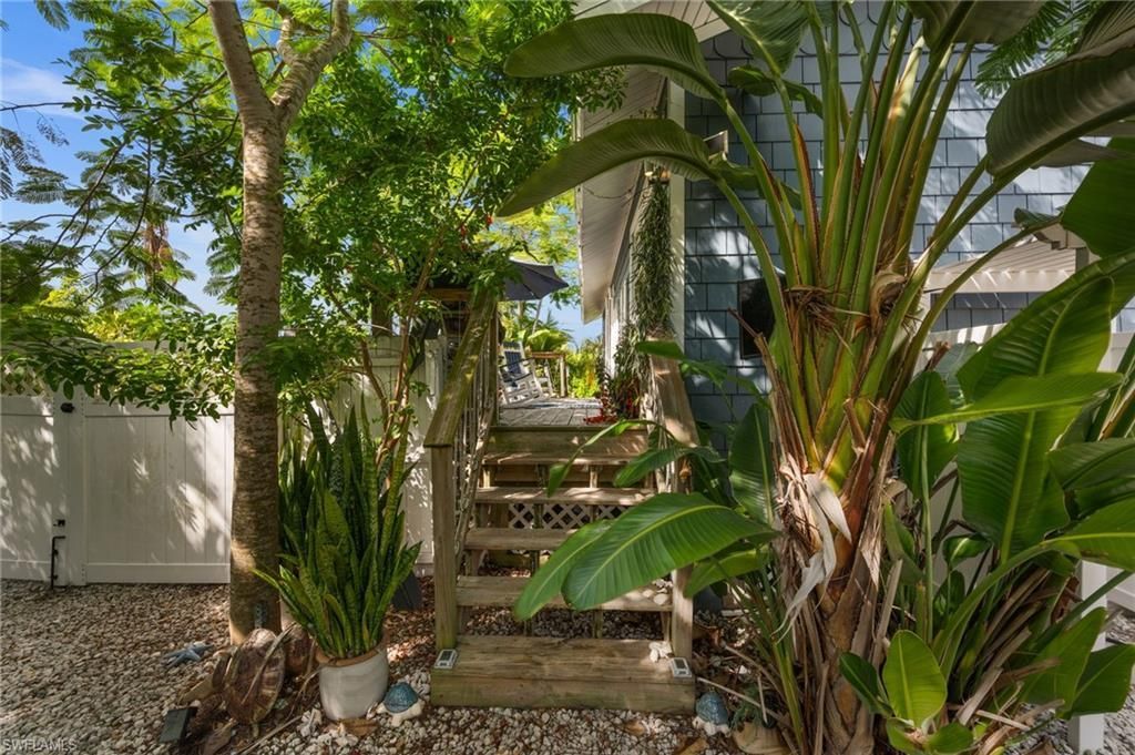 105 W Hilo St , Naples, FL 34113 Photo