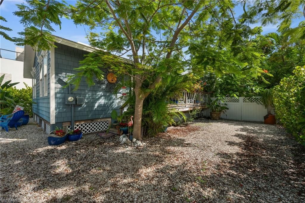 105 W Hilo St , Naples, FL 34113 Photo