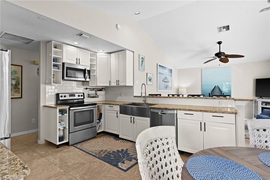 105 W Hilo St , Naples, FL 34113 Photo