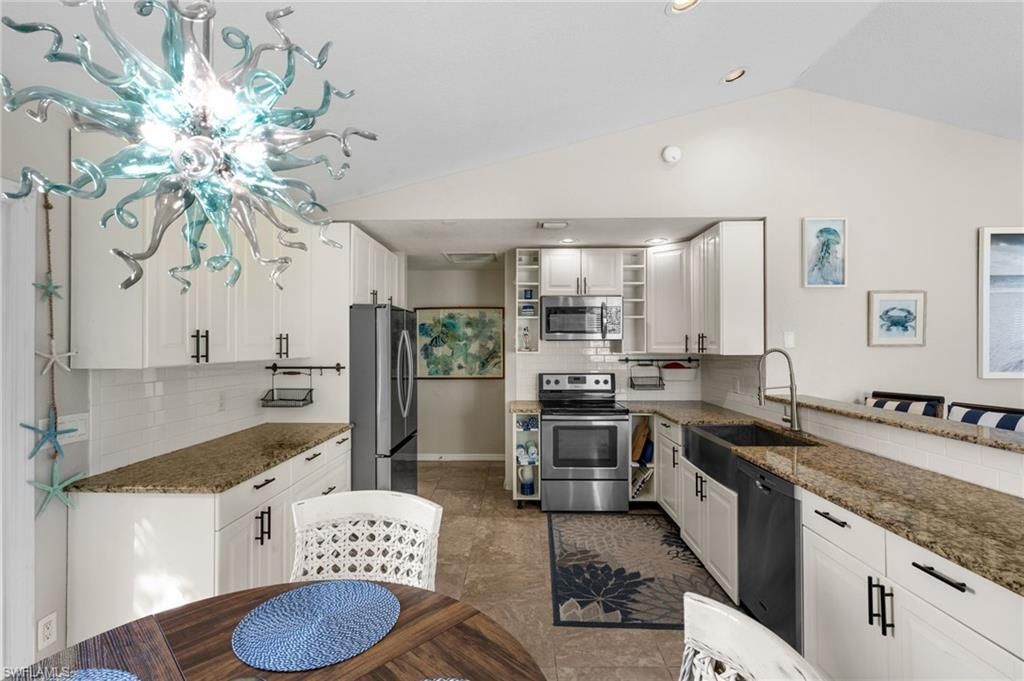 105 W Hilo St , Naples, FL 34113 Photo