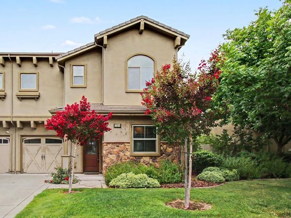 7019 Orchard Cir, Penryn, CA 95663