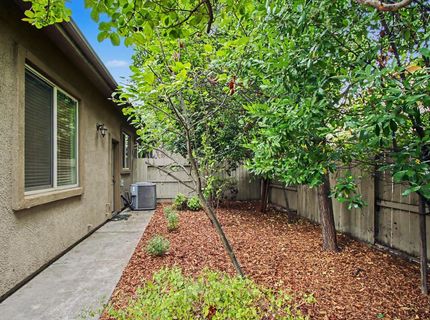 7019 Orchard Cir, Penryn, CA 95663 Photo