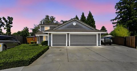 8625 Jade Crest Ct, Elk Grove, CA 95624 Photo