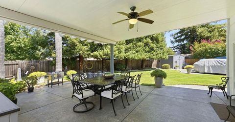 8625 Jade Crest Ct, Elk Grove, CA 95624 Photo