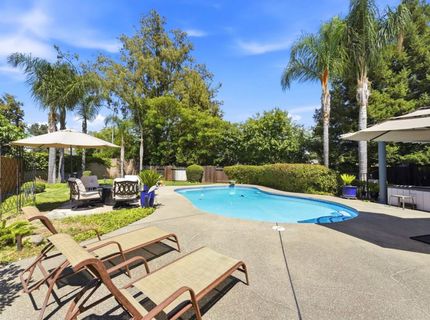 8625 Jade Crest Ct, Elk Grove, CA 95624 Photo