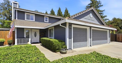 8625 Jade Crest Ct, Elk Grove, CA 95624 Photo
