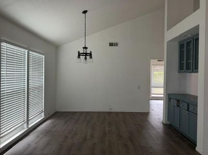8107 Darien Cir, Sacramento, CA 95828 Photo