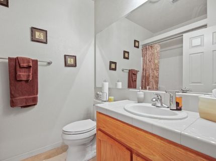 8978 Silver Bay Way, Sacramento, CA 95829 Photo